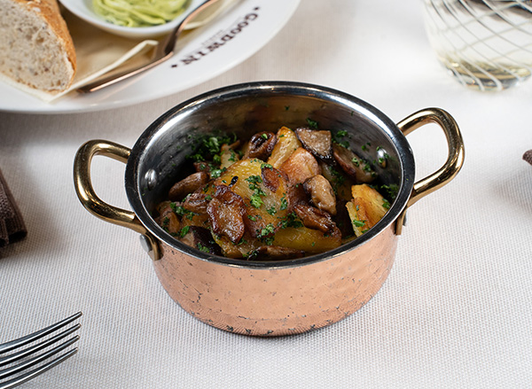 Fried potatoes with Porcini mushrooms 